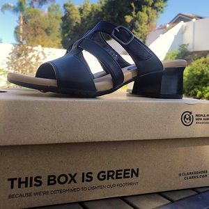 Clark’s Desirae Palm Sandal